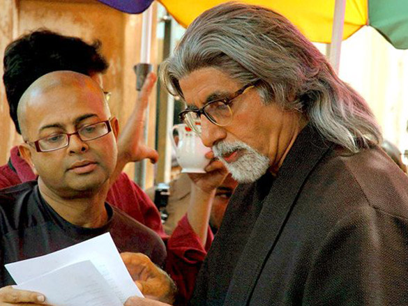 Rituparno Ghosh and Amitabh Bachchan at the set of The Last Lear
