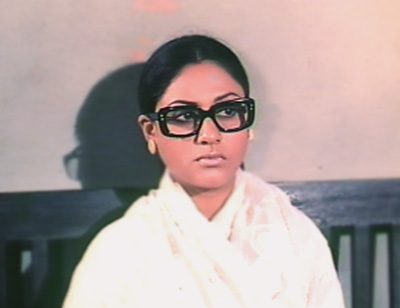 Jaya Bachchan in Kora Kaagaz