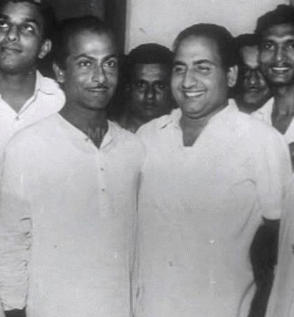 Salil Chowdhury and Mohd Rafi (Pic courtesy: Hamaraphotos)