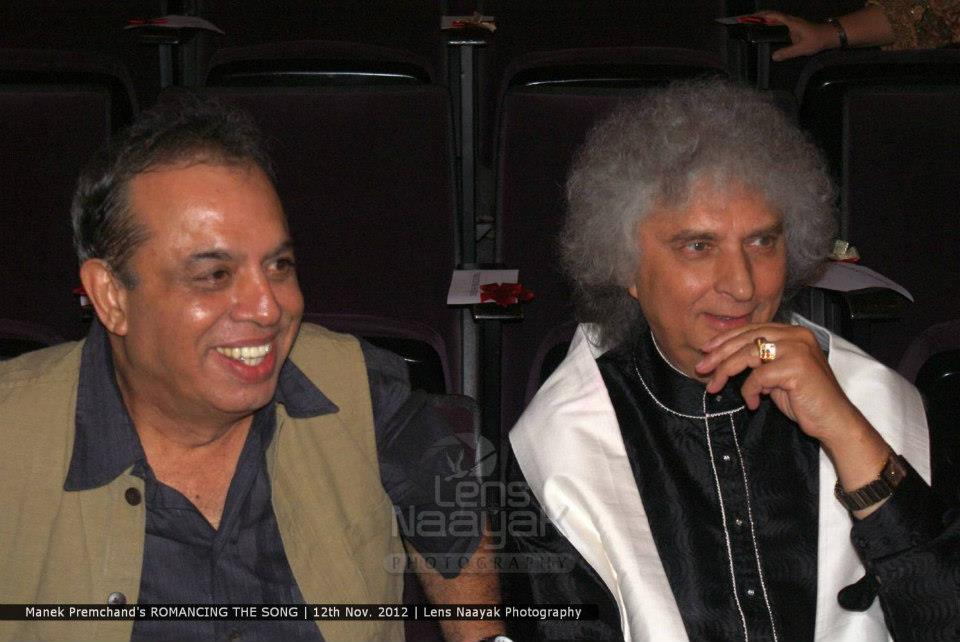 Manek Premchand with Pt Shiv Kumar Sharma