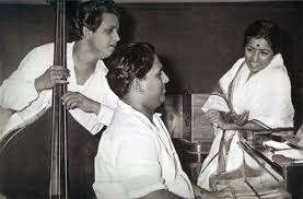 Shankar-Jaikishan-with-Lata-Mangeshkar