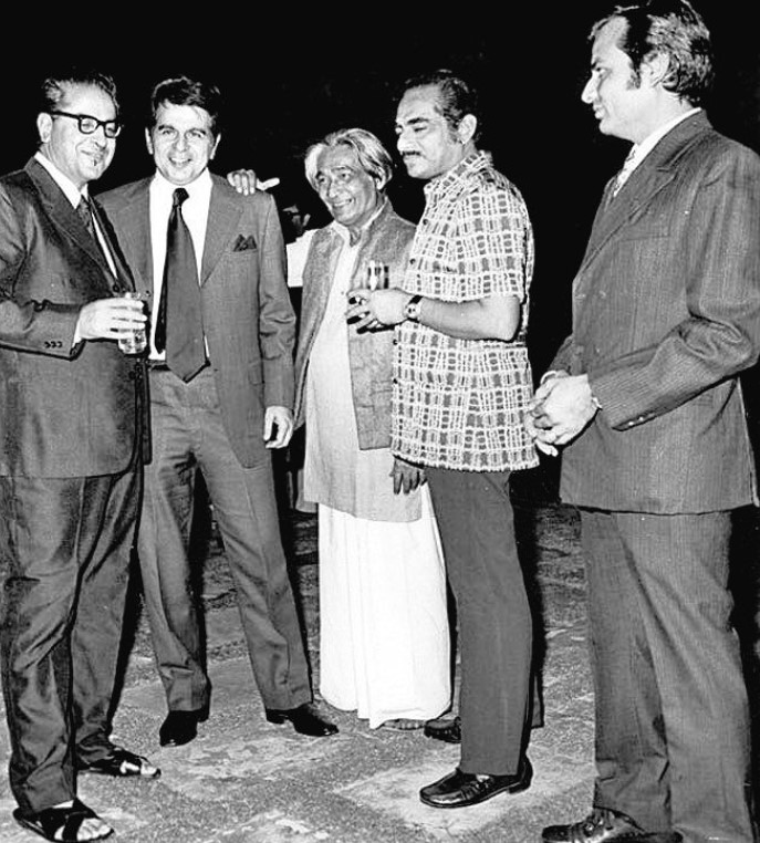 Jan Nisar Akhtar and Dilip Kumar
