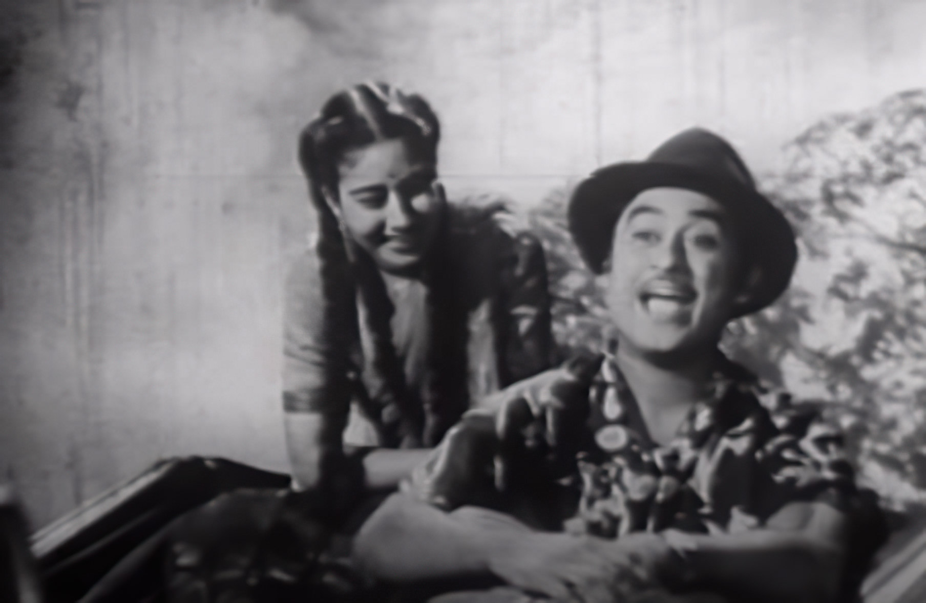 Piya piya piya mora jiya pukaare