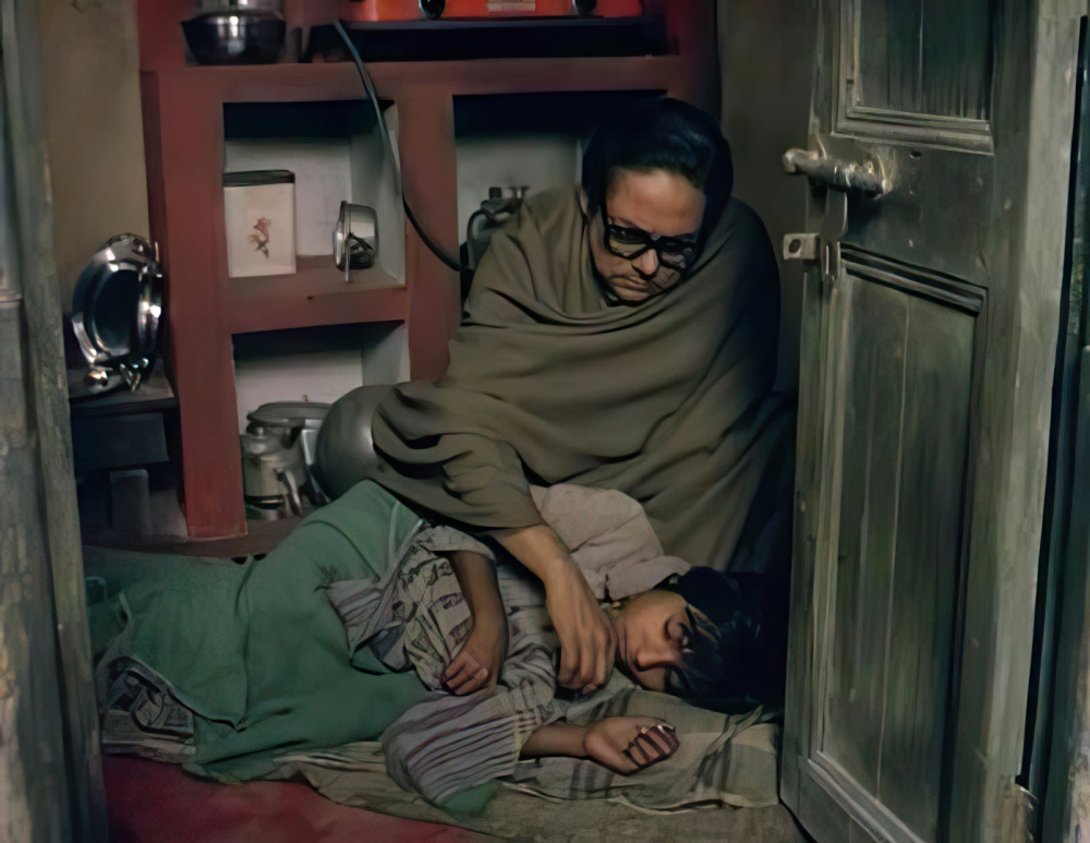 kharij Mrinal Sen