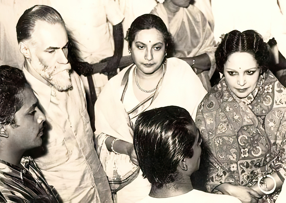 Ashim Kumar, Svetoslav Roerich, Manobina Roy, Devika Rani and Salil Chowdhury 