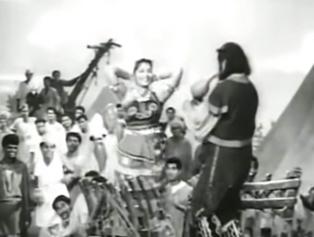 Ek pardesi mera dil le gaya f
