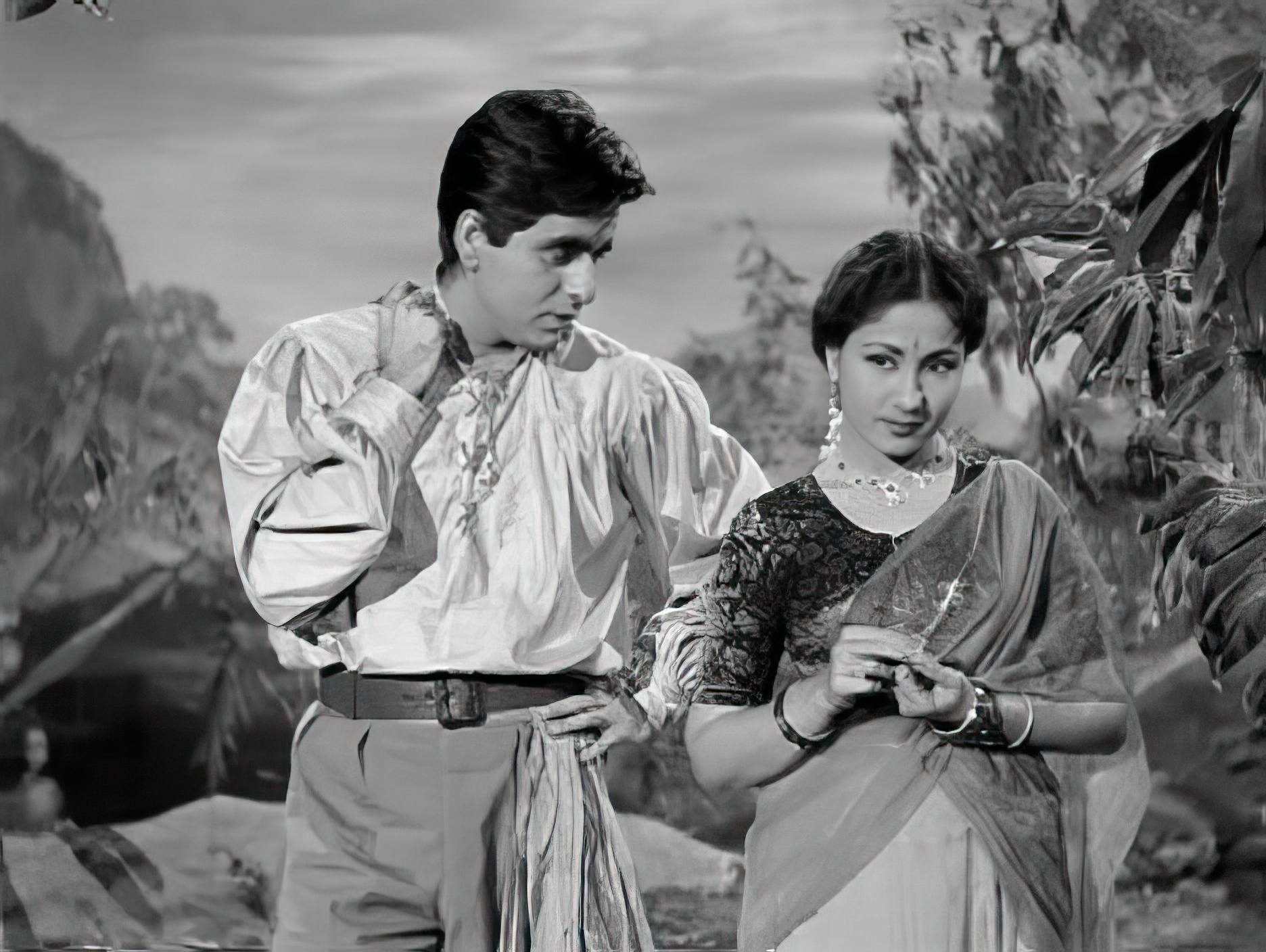 Dilip Kumar and Meena Kumari