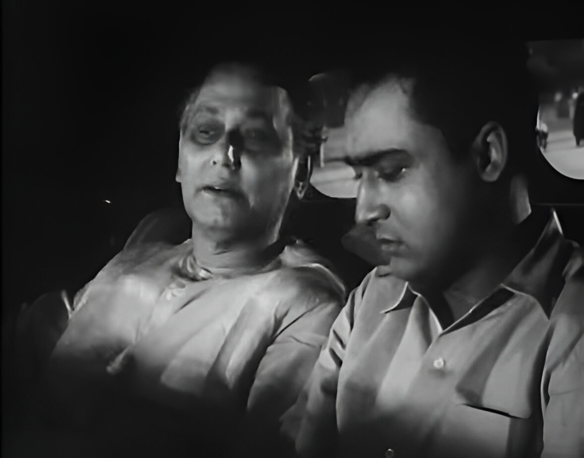 Chhabi Biswas and Nirmal Kumar in Khaniker Atithi