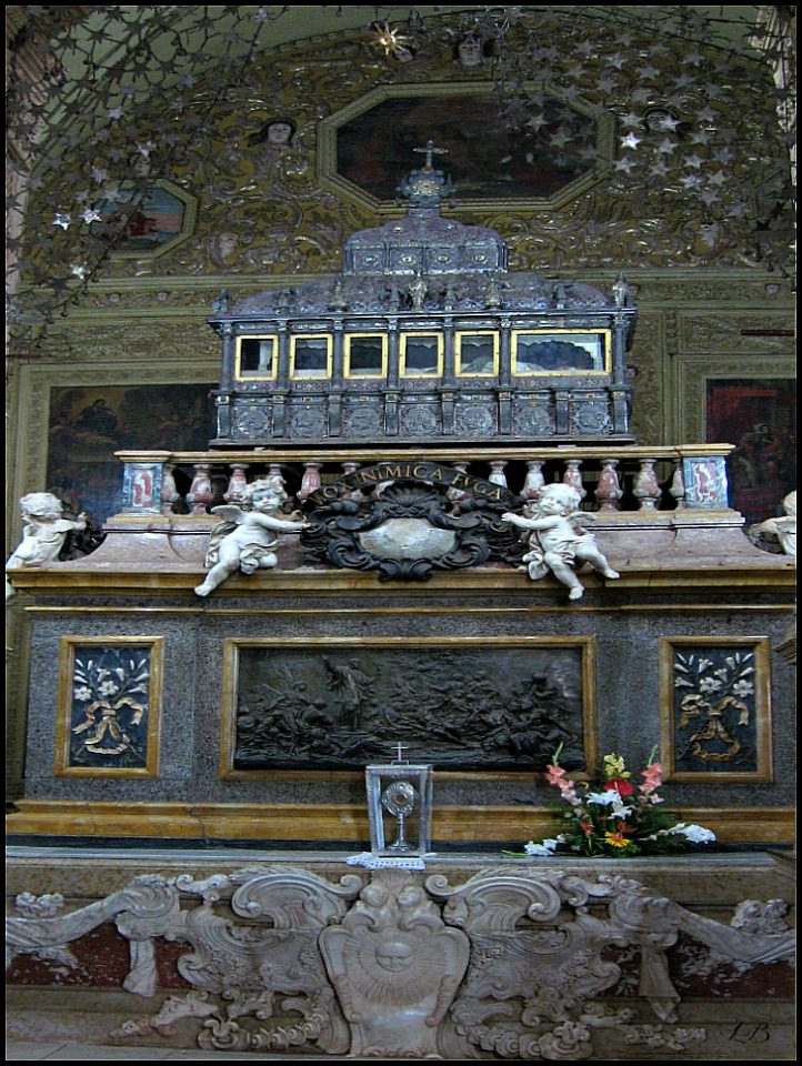 Relics of St. Francis Xavier, Basilica of Bom Jesus