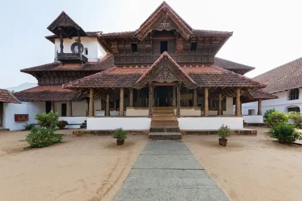 Poomukham (reception area)
