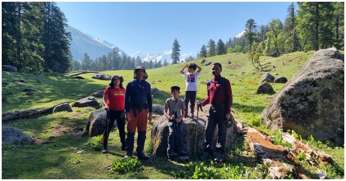 Ruinsara Lake Trek KHAPPU THACH - DEV THACH 