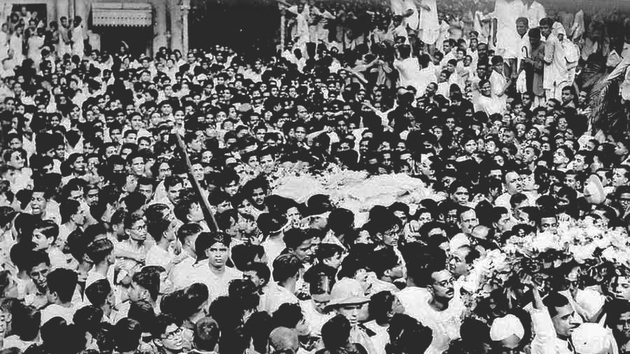 Tagore's Funeral Procession (1941)